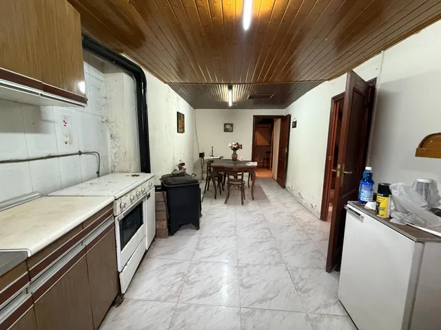 SE VENDE CASA CON PARCELA EN SANDIAS. — 6