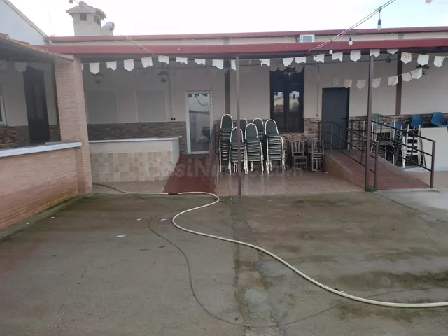 LOCAL EN VALDELACASA DEL TAJO - foto 3