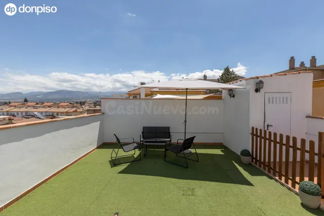 Ático con gran terraza y garaje en el centro de Alhendín – l - foto 3