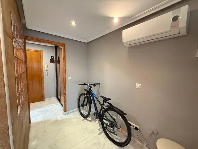OPORTUNIDAD EN ALICANTE | LUZ, ALTURA Y VISTAS PRIVILEGIADAS — 11