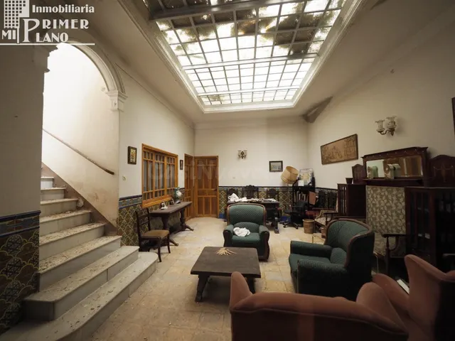 Amplio Edificio en Venta en el Corazón de Tomelloso - Ideal  - foto 4