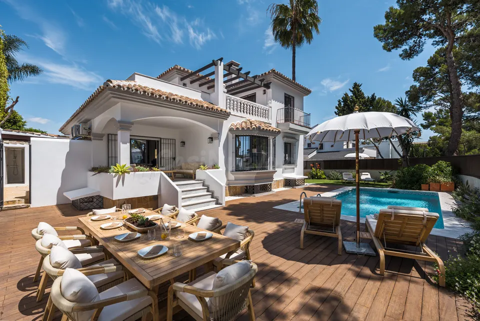 Chalet 6 habitaciones 315m² en venta - Marbella