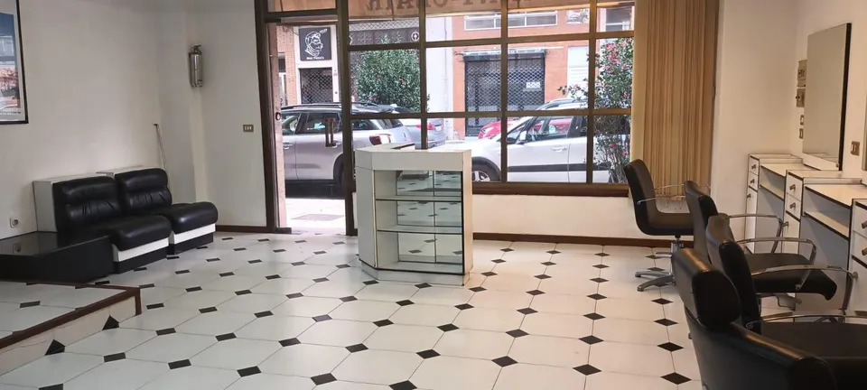 Local comercial en venta en la calle Coruña