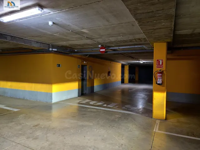 Garaje en Calle Andarella - Vara de Quart - foto 4