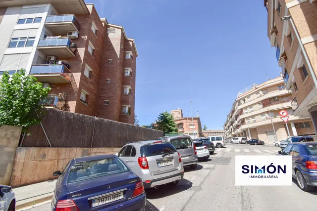PLAZA DE PARKING EN VENTA EN LAS BASES DE MANRESA — 14