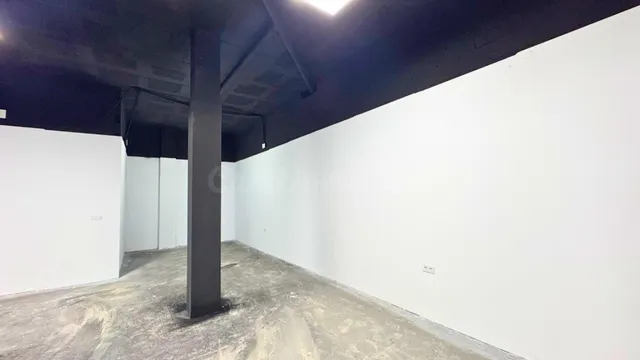 LOCAL COMERCIAL EN VENTA EN EL CENTRO DE NOVELDA – 256 m² RE - foto 5