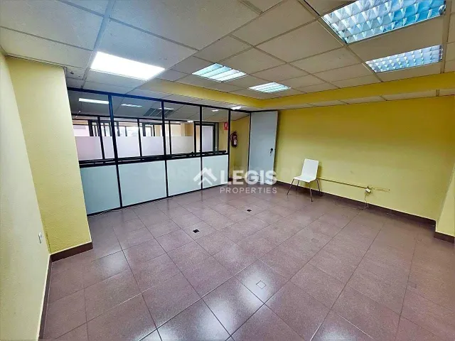 Local comercial en C/ Virrey Abascal 13, Oviedo - foto 5
