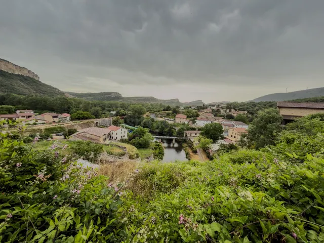 Espectacular casa en venta en Puentedey, uno de los pueblos  - foto 4