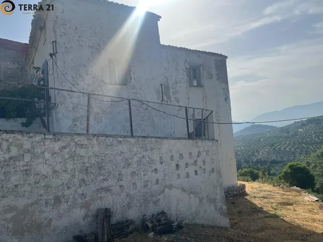 Finca con casa  en Jaén — — 11