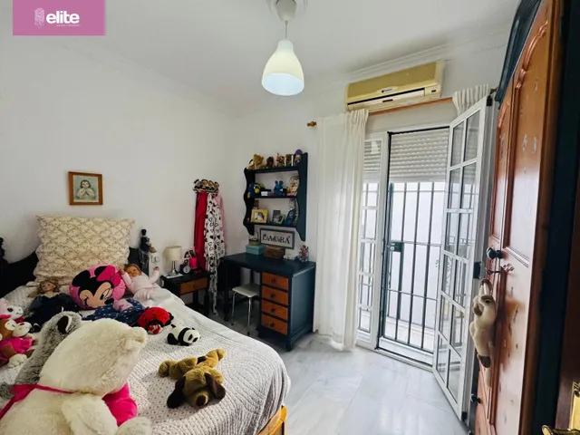 MAGNIFICA CASA EN EL CENTRO JEREZ — 44