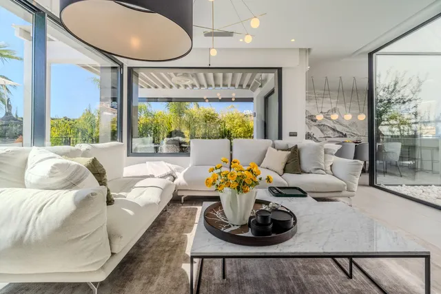 Chalet 4 habitaciones 383m² en venta - Costa Del Sol — 21