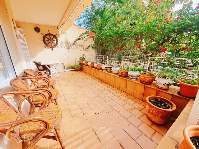 PLANTA BAJA EN SON CALIU CON TERRAZA, JARDIN Y PARKING PRIVA - foto 3
