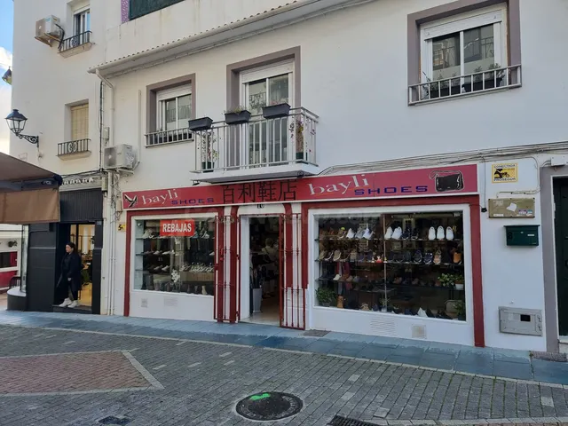 Local comercial 93m² en venta - Marbella - foto 3