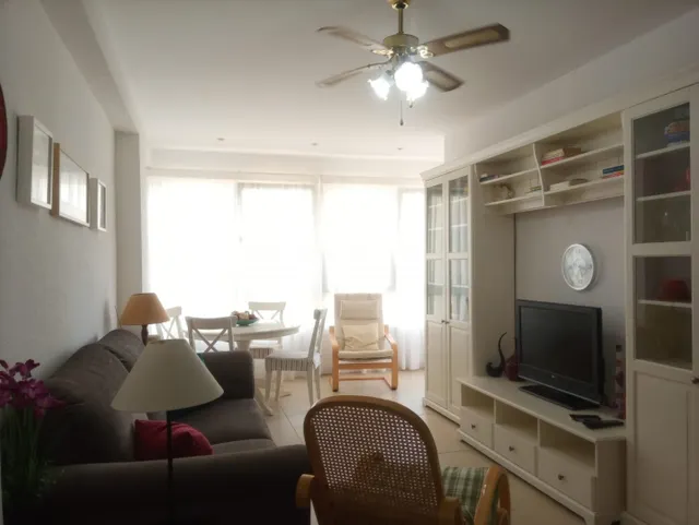 Alquiler de temporada /Uso distinto de Vivienda - 2 Dormitorios - Avenida — 5