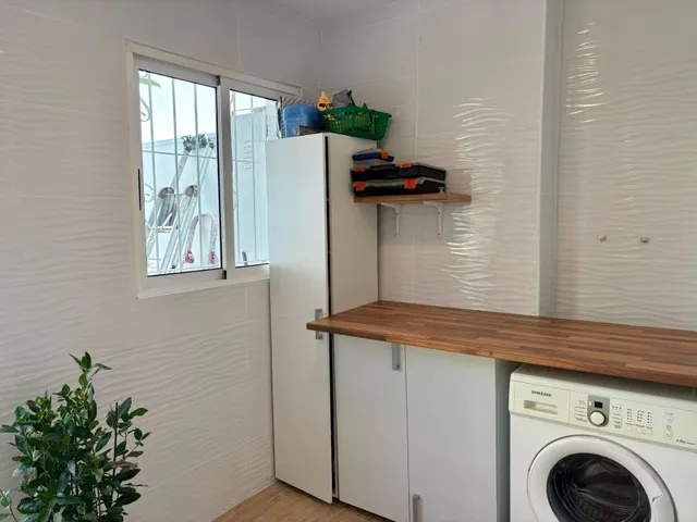 Bungalow totalmente reformado a estrenar y sin comunidad en la Florida, Orihuela Costa — 13