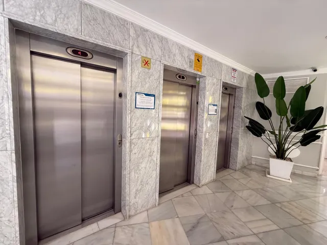 Apartamento reformado con 1 dormitorio en zona Rincon de Loix — 21