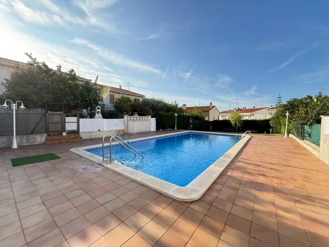 Magnífica casa adosada de 3 habitaciones, jardin privado de 30m2 y con piscina comunitaria — 13