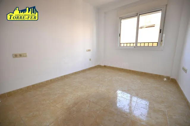VIVIENDA DE 3 DORMITORIOS EN EL CENTRO DE ALMERIA - foto 5