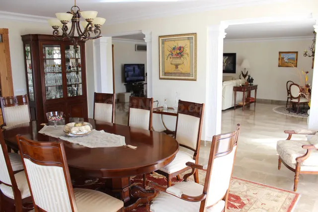 Chalet 7 habitaciones 689m² en venta - Marbella - foto 2