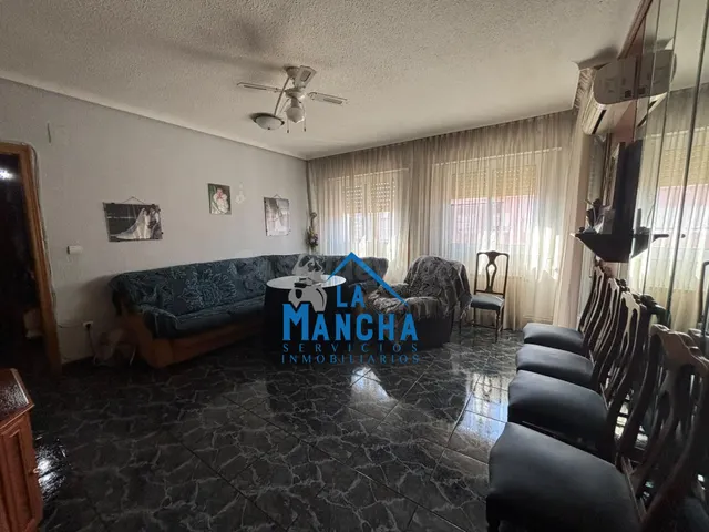 *200.000€* INMOBILIARIA LA MANCHA VENDE PISO ZONA CANAL Mª C - foto 3