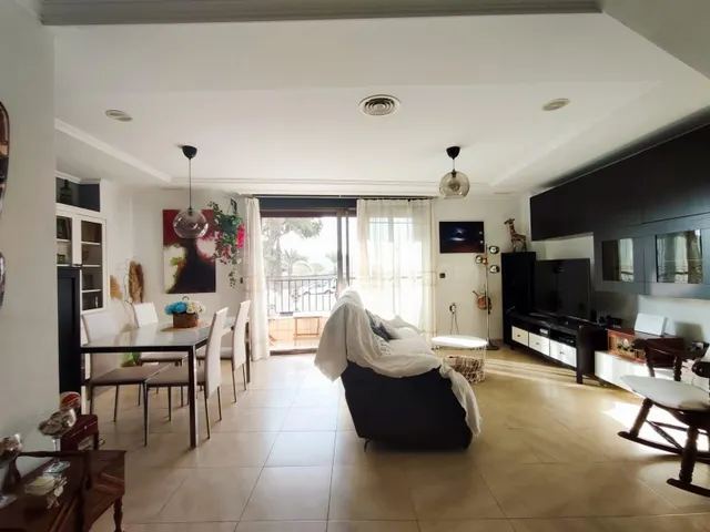 Fantástico apartamento dúplex con garaje en el centro de Gua - foto 2