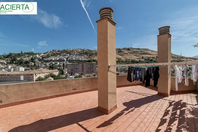 ¡¡Fantástico piso de 7 habitaciones en Bola de Oro!! — 33