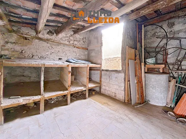 Casa adosada en Cervera muy céntrica — 27