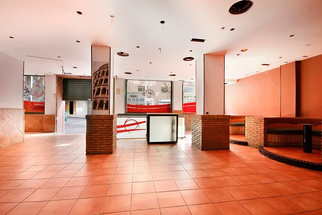 ¡Oportunidad! Local comercial uso de Restaurante. — 10