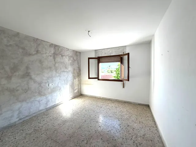 CASA DE PUEBLO CON GRAN PARCELA DE 636 m2, GARAJE Y MUCHAS POSIBILIDADES EN LAS NORIAS, EL EJIDO — 12
