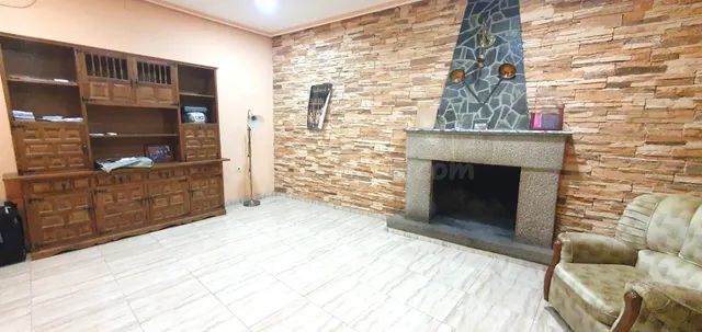 SE VENDE CASA EN ZONA CATEDRAL