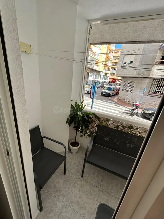 Apartamento en planta baja a 650 m de Playa del Cura - foto 4
