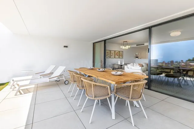 Complejo urbanístico de lujo en Cabopino (Costa del Sol). — 2