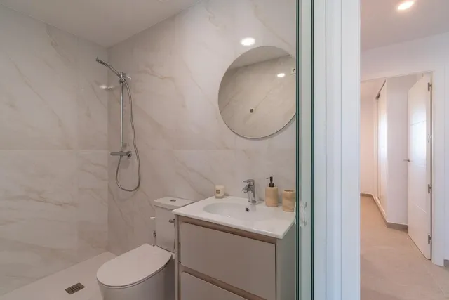 APARTAMENTO DE 2 DORMITORIOS EN PLAYA FLAMENCA — 27