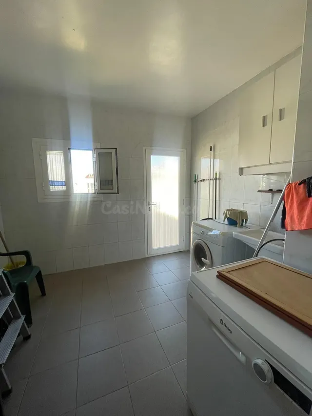 CHALET ADOSADO EN ALMERIMAR - foto 4