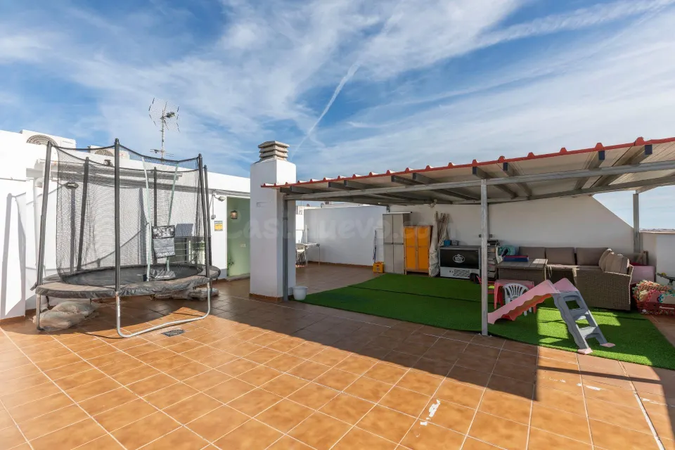 Vivienda con terraza solárium en el barrio de la Magdalena
