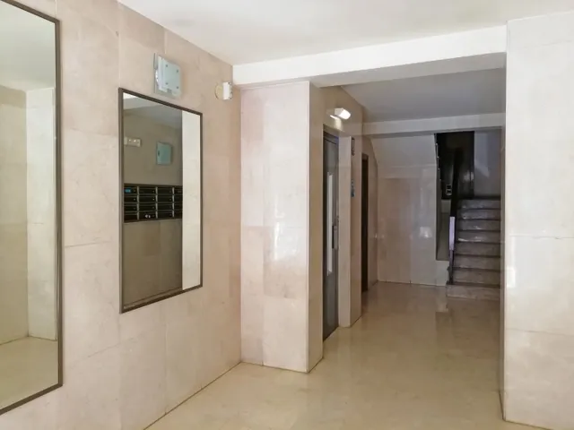 Excelente vivienda en pleno centro de la ciudad, amplitud y luminosidad asegurada ! — 32