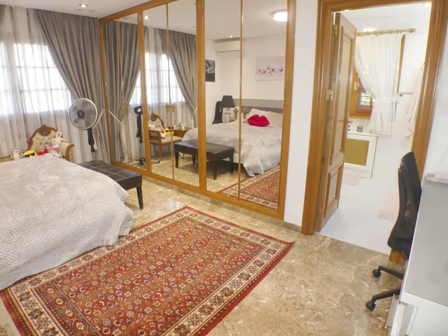 Chalet en Cruz de Gracia — 28