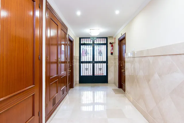 Piso de dos dormitorios con garaje — 5