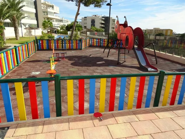 LUJOSO ÁTICO CON ESPECTACULAR TERRAZA EN VILLA MARTÍN GOLF — 40