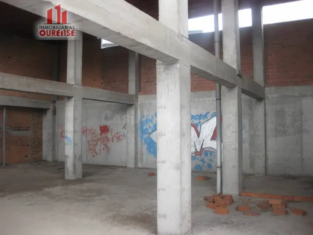 LOCAL PARA REFORMAR EN EL PUENTE — 2