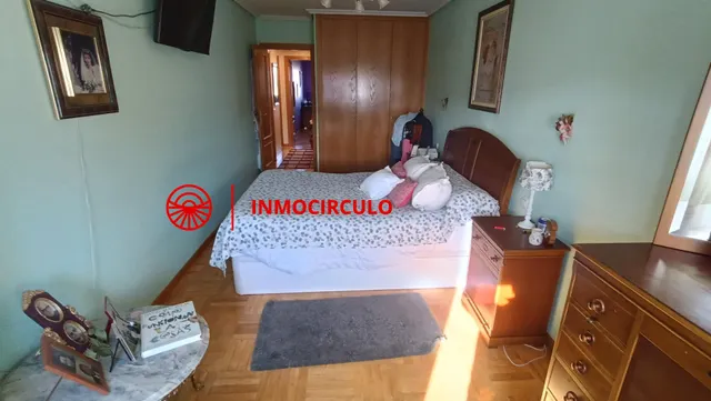 El mejor piso de cuatro dormitorios te está esperando — 31