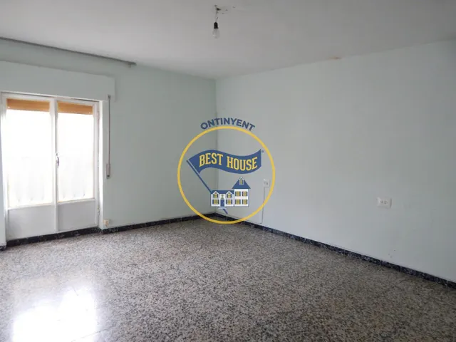 ESPACIOSA CASA DE PUEBLO EN COCENTAINA — 2