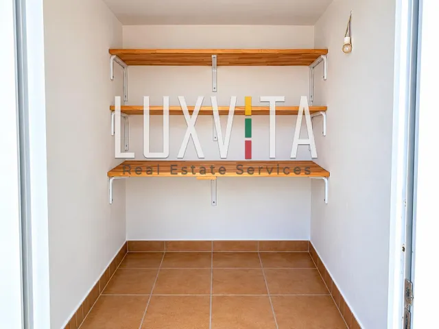 Amplio piso residencial de 2 dormitorios con garaje y trastero — 27