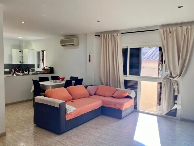 Casa edificio en Campanet - foto 4