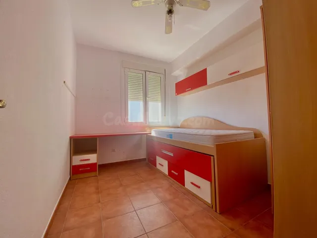 ¿NECESITAS ESPACIO? 4 DORMITORIOS, 2 BAÑOS Y TERRAZA EN LA ZONA DE EL CRISTO — 11
