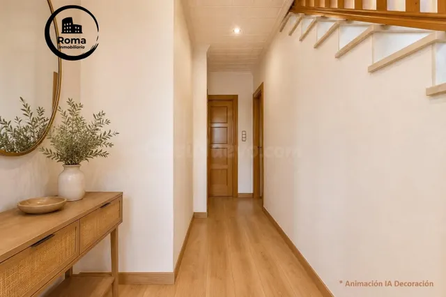 Amplio chalet en el centro de Ogíjares - foto 2