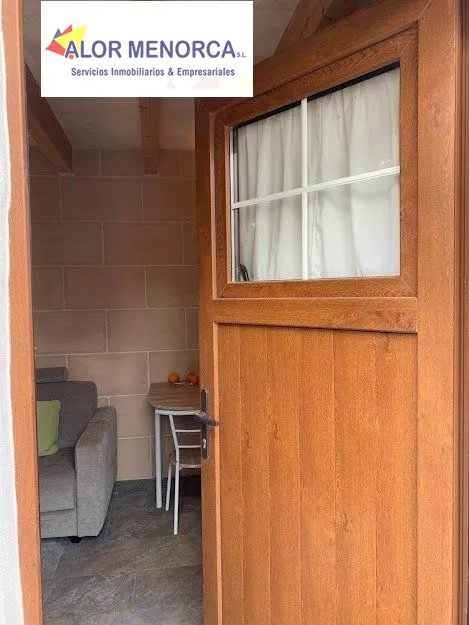 Casa con patio y cochera — 17