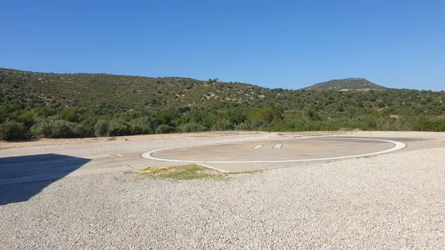HELIPUERTO EN VENTA EQUIPADO Y CON VIVIENDA EN AMPOSTA, CONEXIÓN CON A7 Y N340 — 25