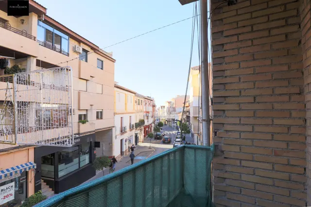 Amplio Piso de cuatro habitaciones en el corazón de Durcal — 23