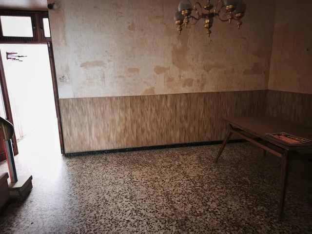 Oportunidad en Almansa: Casa para Reformar en San Roque por  - foto 3